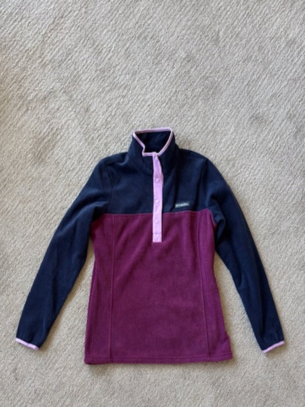 Columbia Women's Pullover Fleece Sweatshirt in Perfect Condition